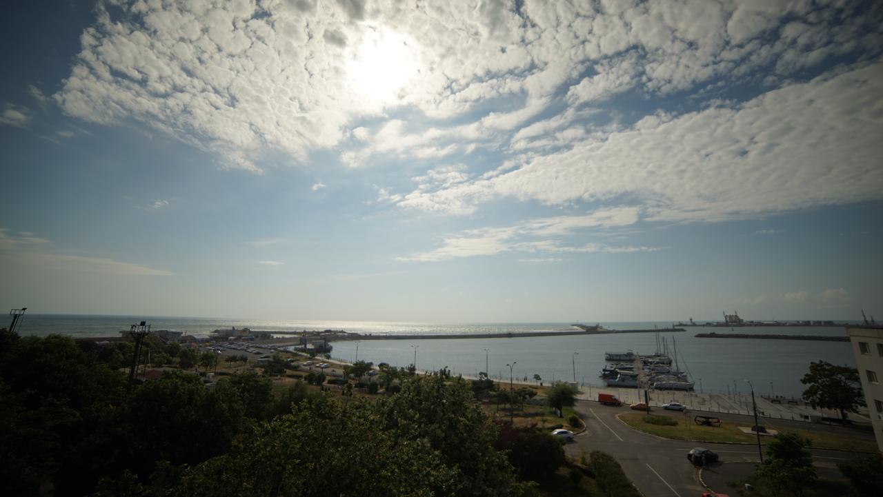 Msr Port Hotel Mangalia Bagian luar foto