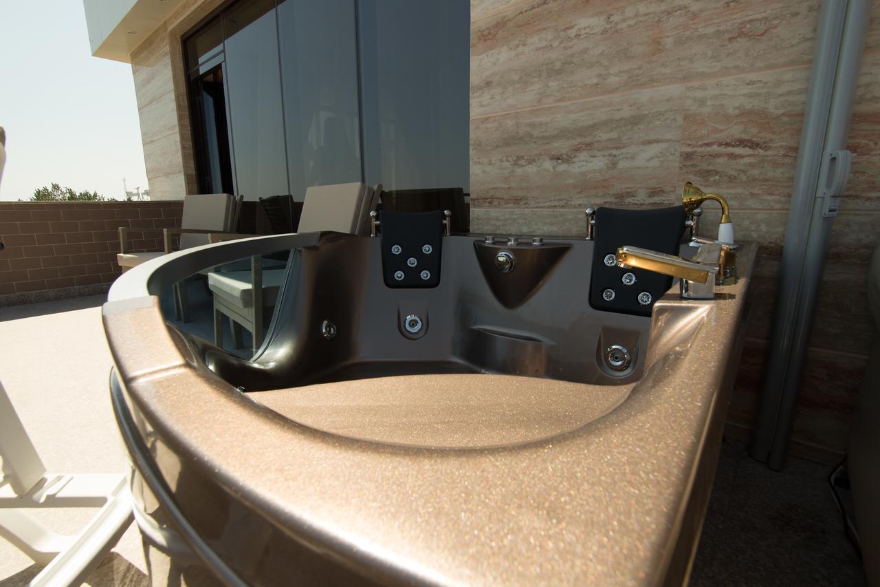 Msr Port Hotel Mangalia Bagian luar foto